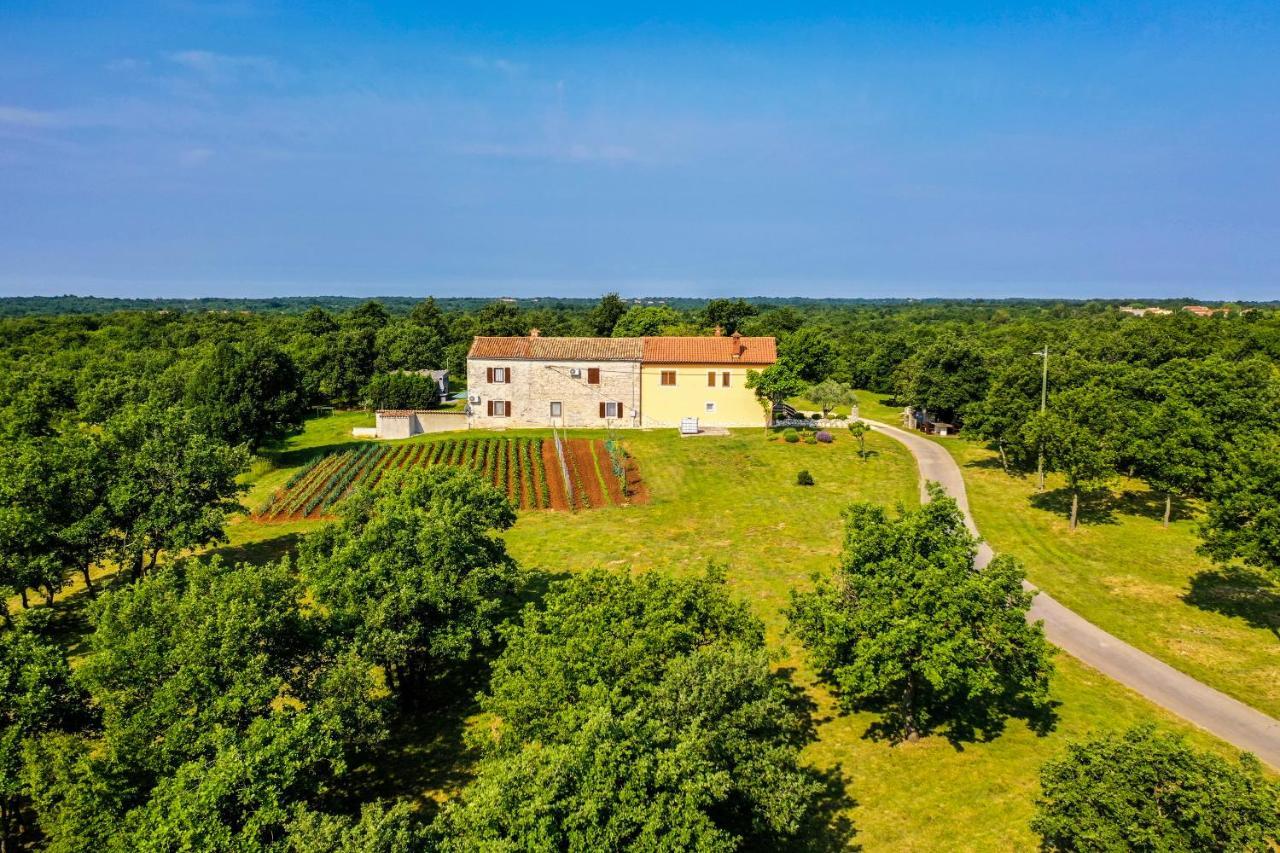 House Gracijela, Village Bulici Sajini Экстерьер фото