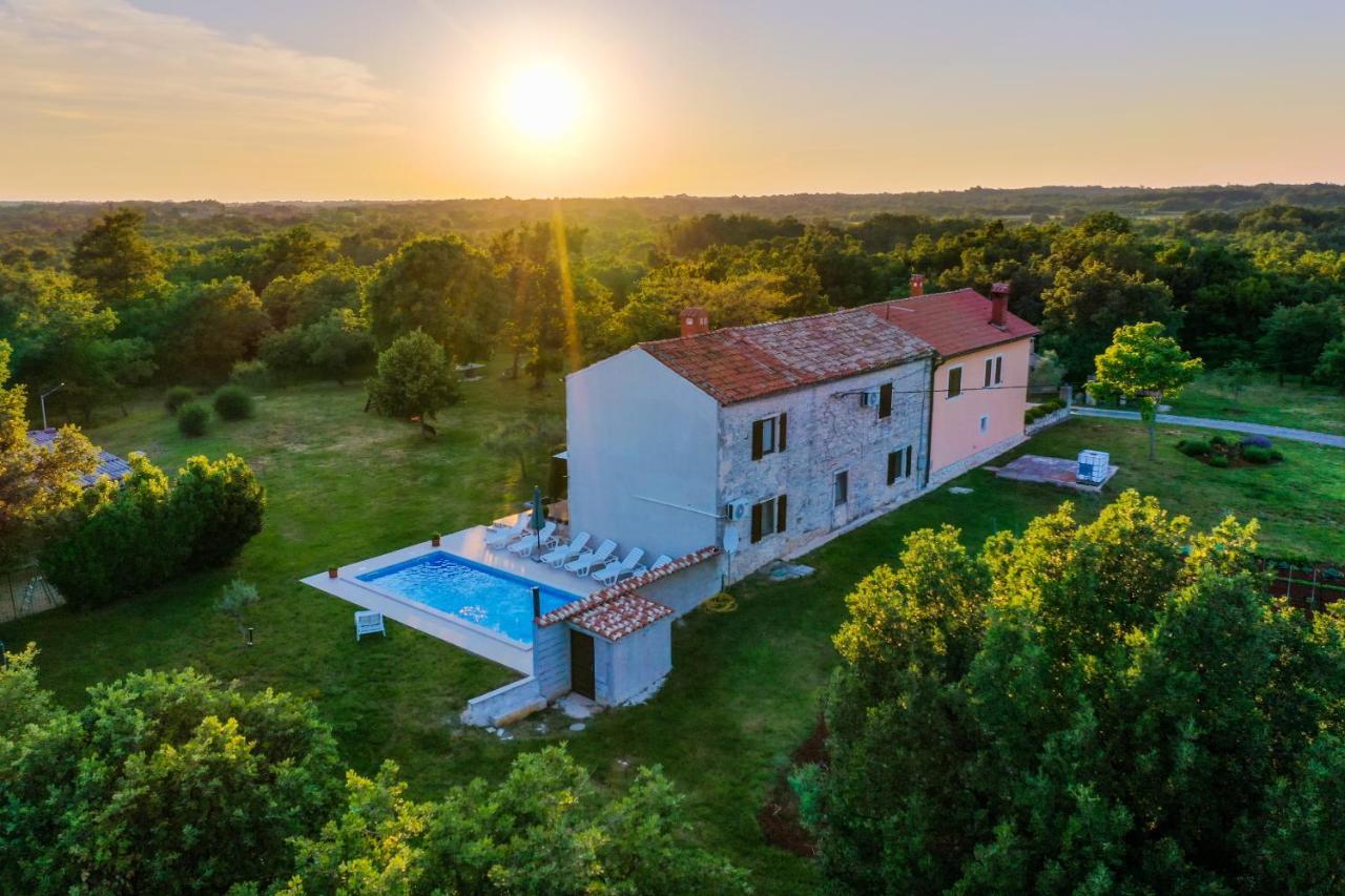 House Gracijela, Village Bulici Sajini Экстерьер фото